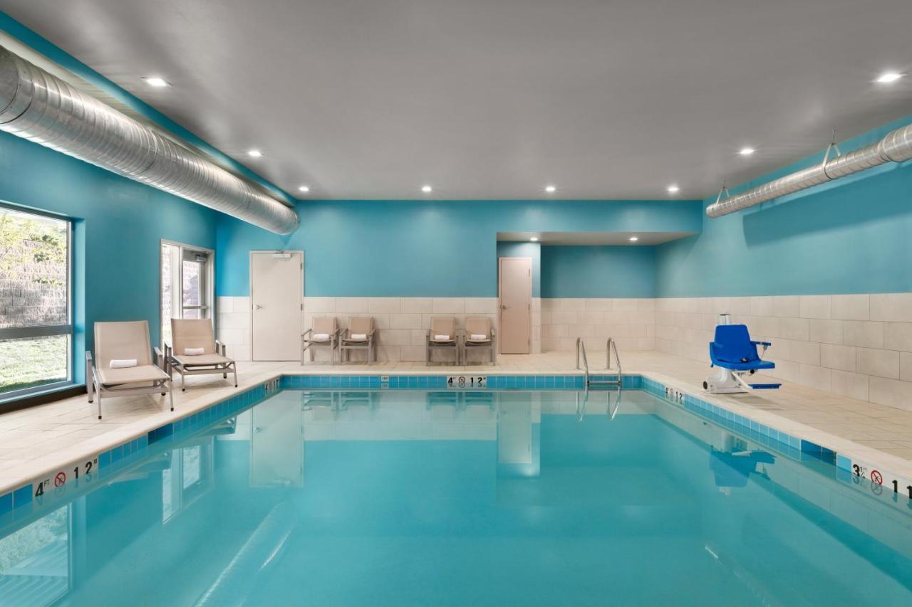 Holiday Inn Express & Suites Salisbury By Ihg Extérieur photo
