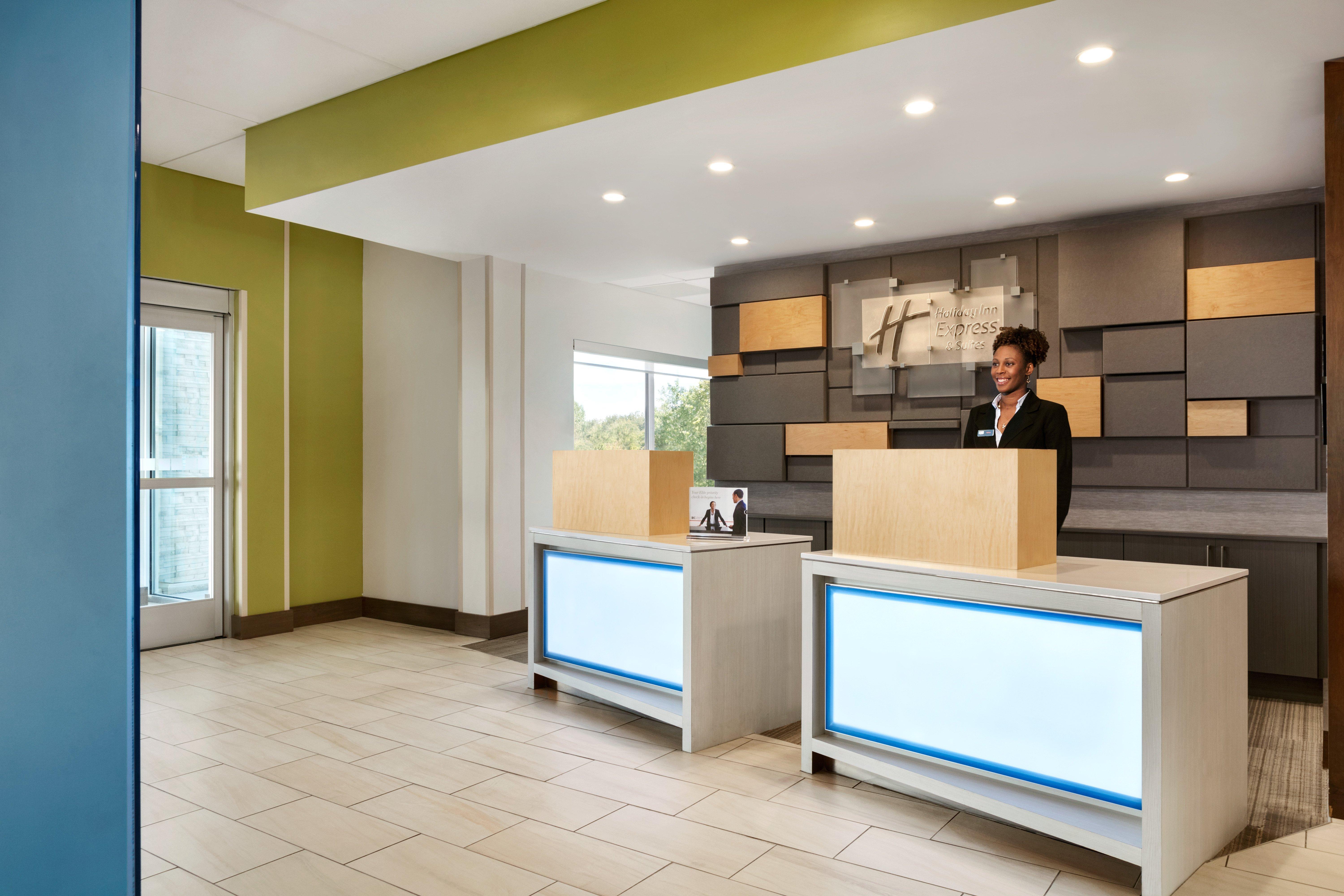 Holiday Inn Express & Suites Salisbury By Ihg Extérieur photo