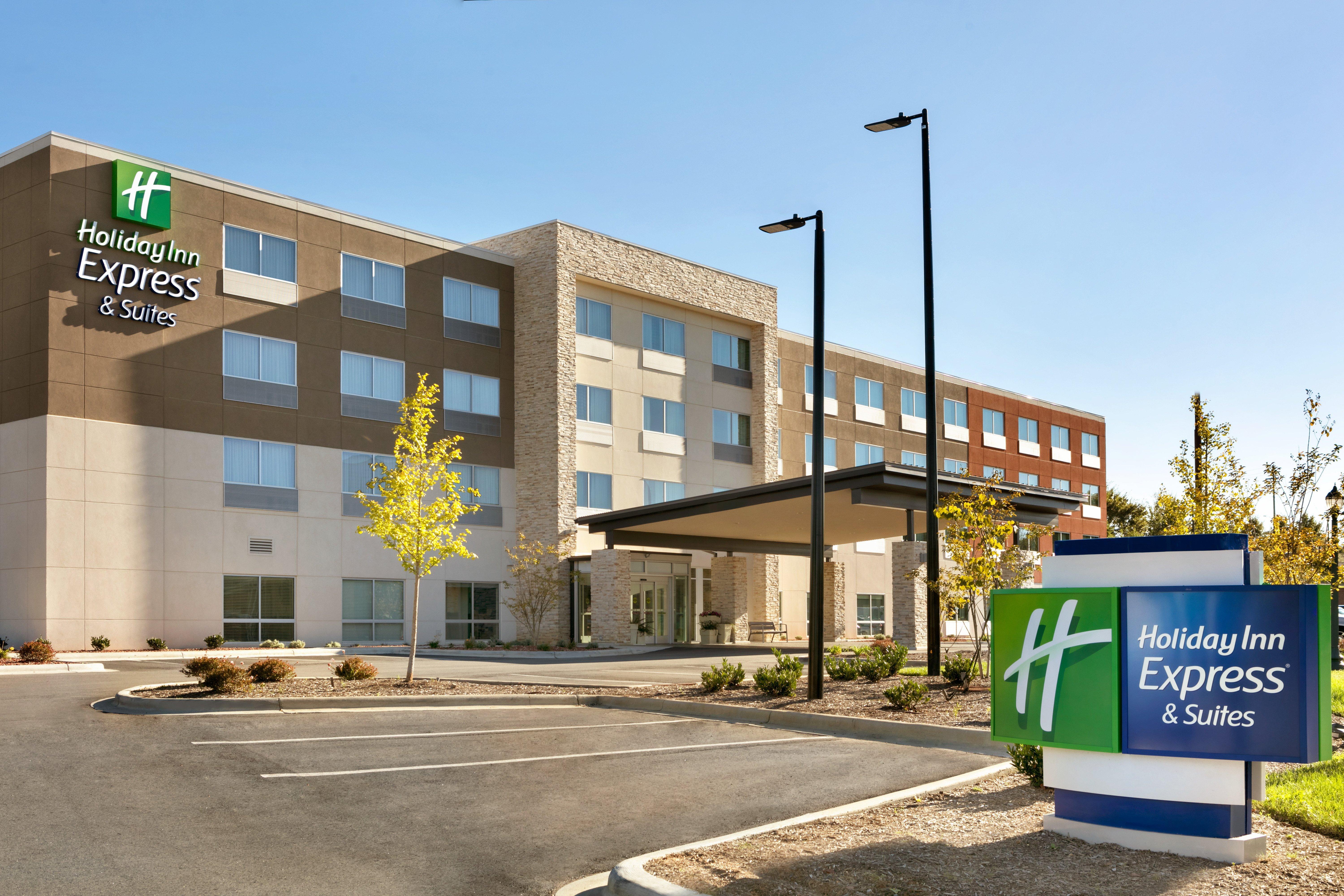 Holiday Inn Express & Suites Salisbury By Ihg Extérieur photo